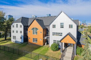 23 Mcdougall Ct NE in Calgary, AB - Building Photo