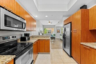 2344 Vintage Dr in Lighthouse Point, FL - Building Photo - Building Photo