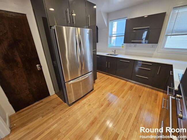 5 Haskell St, Unit 2