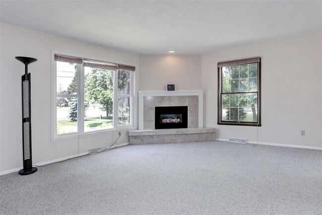 property at 1140 S Bluemound Dr