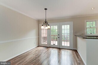 1264 Quaker Hill Dr in Alexandria, VA - Building Photo - Building Photo