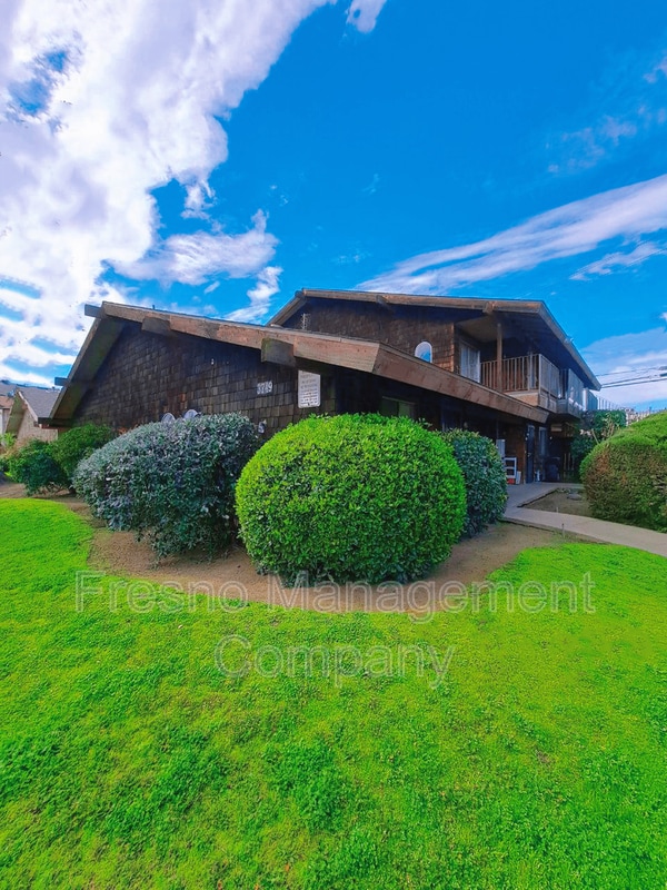 property at 3749 N Abby St