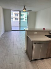 430 NW 9th Ave, Unit A2 in Miami, FL - Building Photo - Building Photo