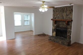 1906 Patterson Cir in Lawrenceville, GA - Building Photo - Building Photo