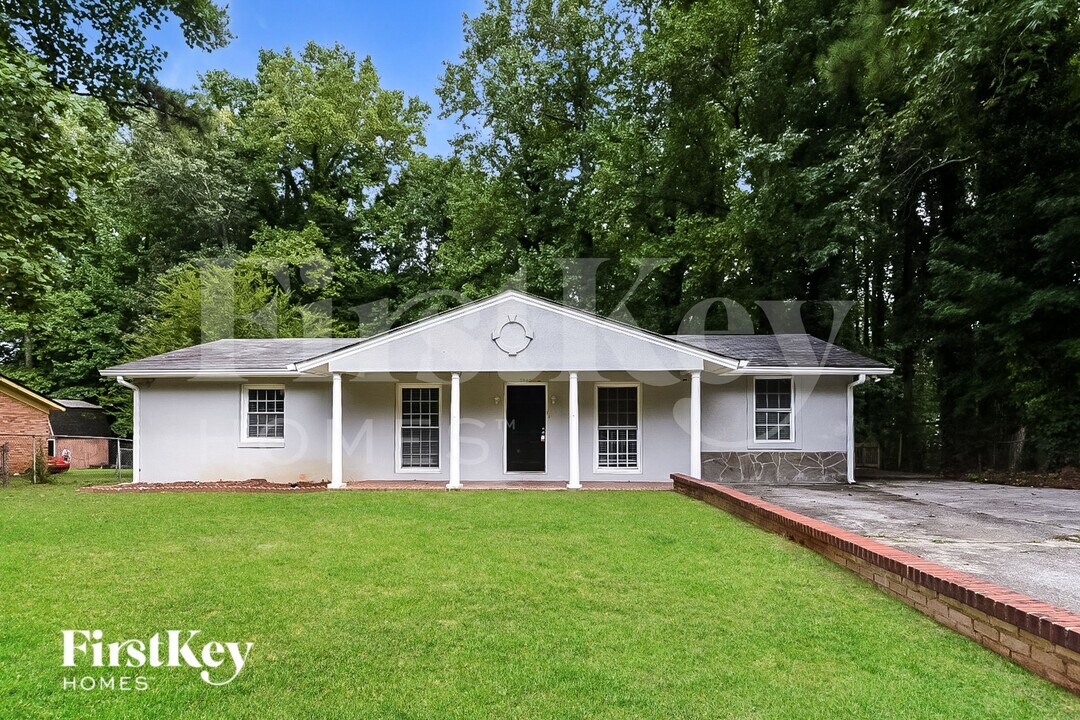 2340 Melody Ln NW in Kennesaw, GA - Foto de edificio