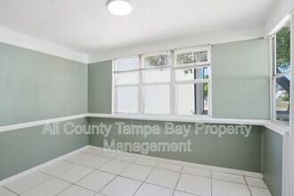 1106 W Peninsular St in Tampa, FL - Building Photo - Building Photo