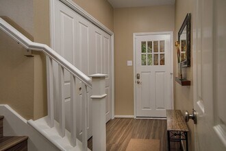 60 Woodlily Pl in Spring, TX - Foto de edificio - Building Photo