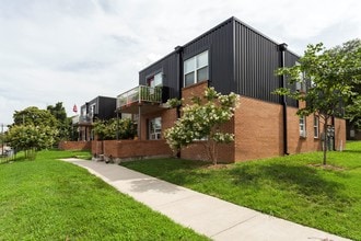 Fatherland Flats in Nashville, TN - Foto de edificio - Building Photo