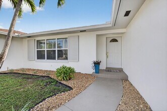 4690 Palo Verde Dr in Boynton Beach, FL - Building Photo - Building Photo