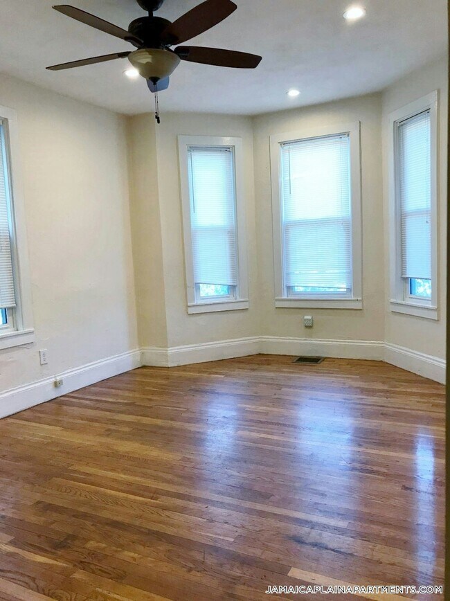 108 Hyde Park Ave