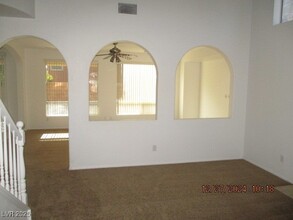 11765 Via Esperanza St in Las Vegas, NV - Building Photo - Building Photo