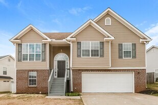 553 Ransom Way, Unit 10-10-536 in Stockbridge, GA - Building Photo