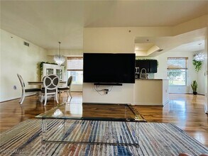 1280 Henley St in Naples, FL - Building Photo - Building Photo