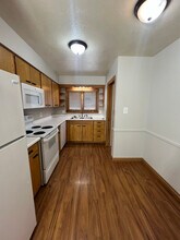 6210 Franklin Ave in Des Moines, IA - Foto de edificio - Building Photo