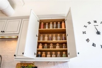 3820 Roswell Rd NE in Atlanta, GA - Building Photo - Building Photo