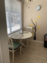 3427 E Wilton St, Unit Furnished utilities incl in Long Beach, CA - Building Photo - Building Photo