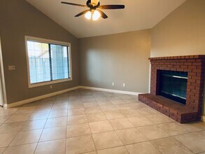 629 Beth Ln in Ridgecrest, CA - Building Photo - Building Photo