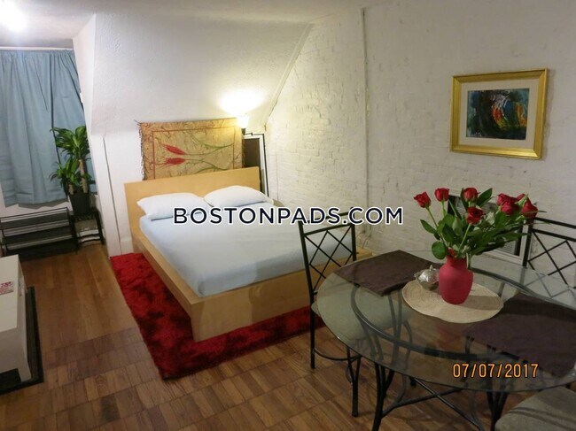 21 Boston St in Boston, MA - Building Photo - Building Photo