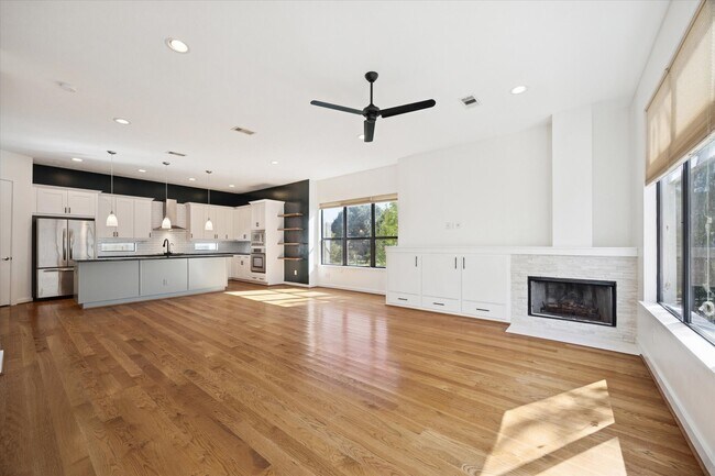 property at 5313 Lillian St