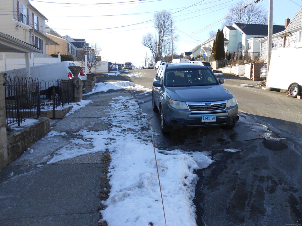 53 Everett St in Bridgeport, CT - Building Photo