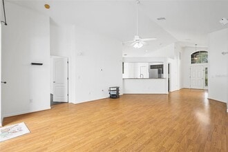 10462 Lucaya Dr in Tampa, FL - Building Photo - Building Photo