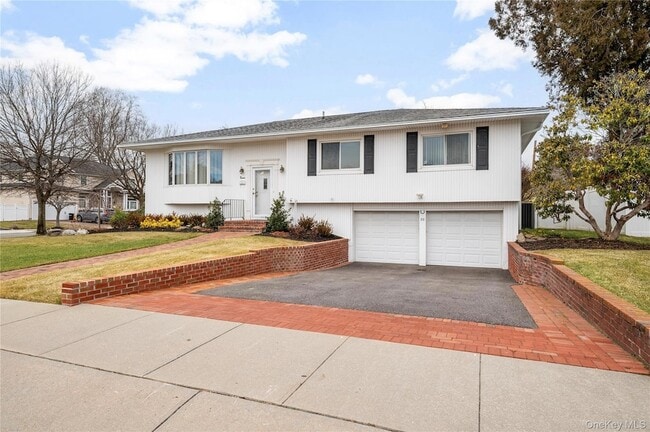 property at 20 Steuben Dr