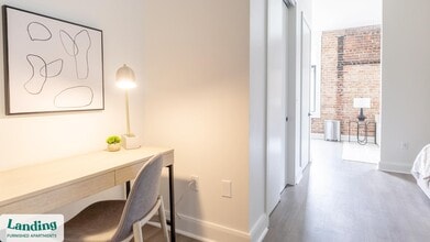 425 20th St S, Unit 213 in Birmingham, AL - Building Photo - Building Photo