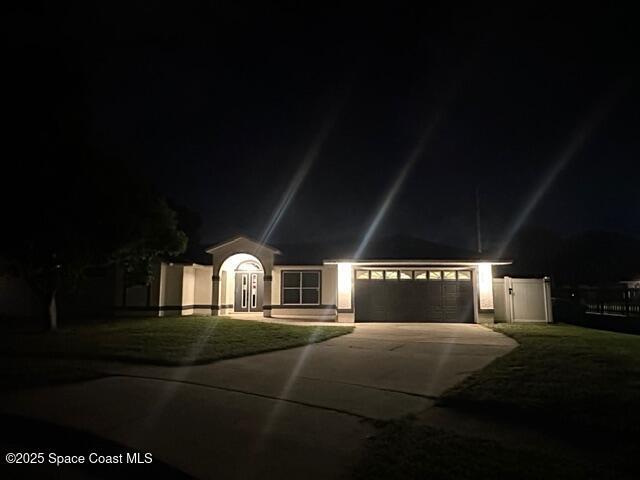 300 Island Oaks Pl in Merritt Island, FL - Building Photo - Building Photo