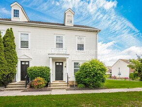 3679 Bracknell Forest Dr in Groveport, OH - Building Photo - Building Photo