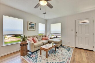 5206 Grover Ave in Austin, TX - Building Photo - Building Photo