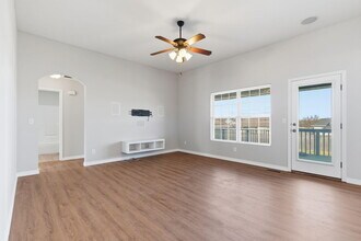 205 E Lapis St in Republic, MO - Building Photo - Building Photo