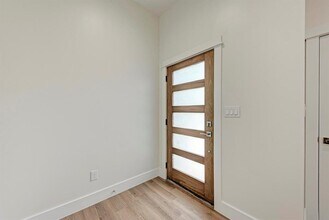 401 Delmar Ave in Austin, TX - Building Photo - Building Photo