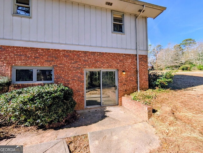 96 Glencrest Dr in Toccoa, GA - Building Photo - Building Photo