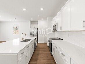 5812 Fly Fisher St in Las Vegas, NV - Building Photo - Building Photo