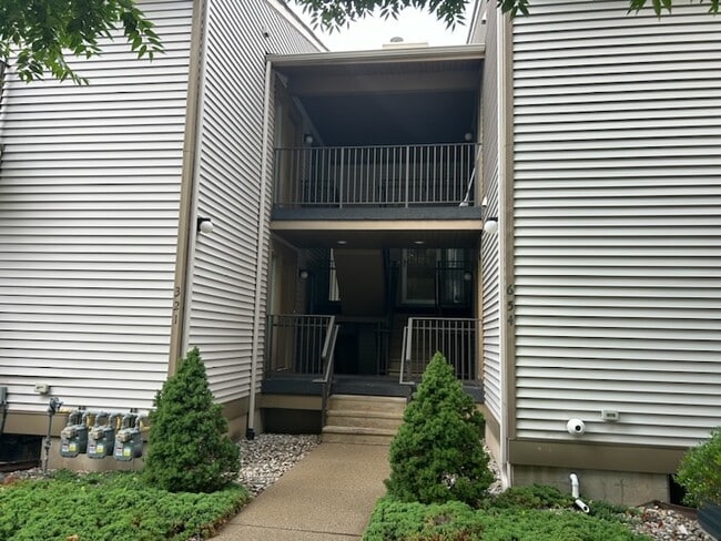 2 Sam Bonnell Dr, Unit 2 in Clinton, NJ - Building Photo - Building Photo