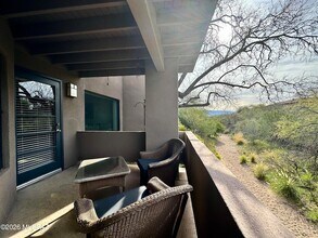 5855 N Kolb Rd, Unit 13104 in Tucson, AZ - Foto de edificio - Building Photo