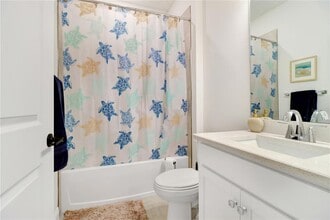 8076 Tea Olive Ter in Palmetto, FL - Building Photo - Building Photo