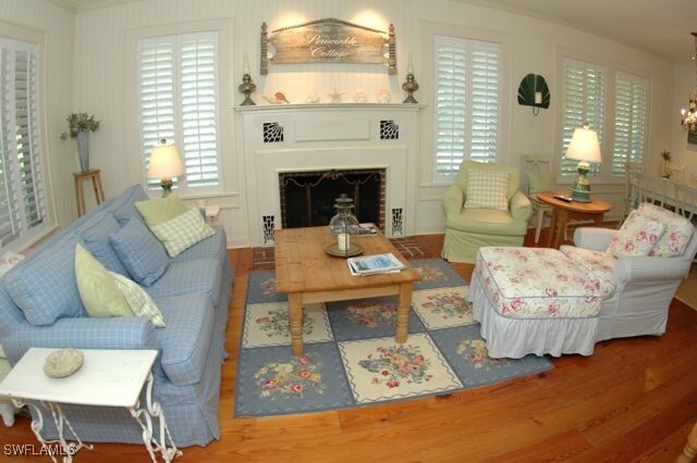 property at 44 11th Ave S