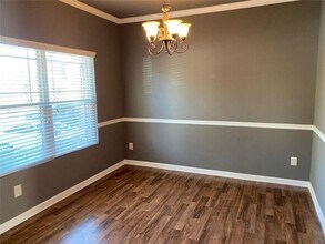 2392 Newbury Oaks Ct in Lawrenceville, GA - Foto de edificio - Building Photo