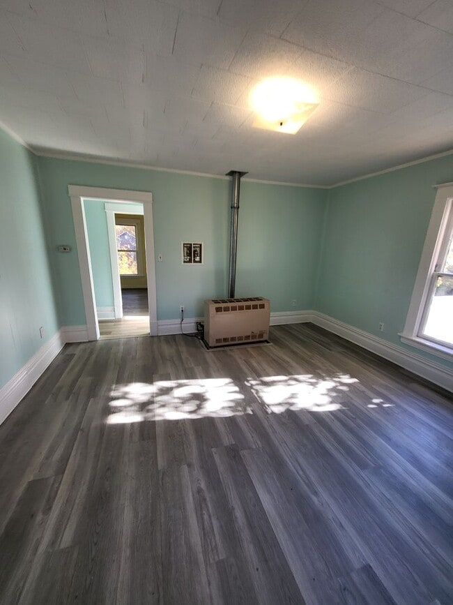 233 Delaware Ave in Muskegon, MI - Foto de edificio - Building Photo