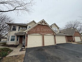 2131 Aberdeen Ct in Hanover Park, IL - Building Photo
