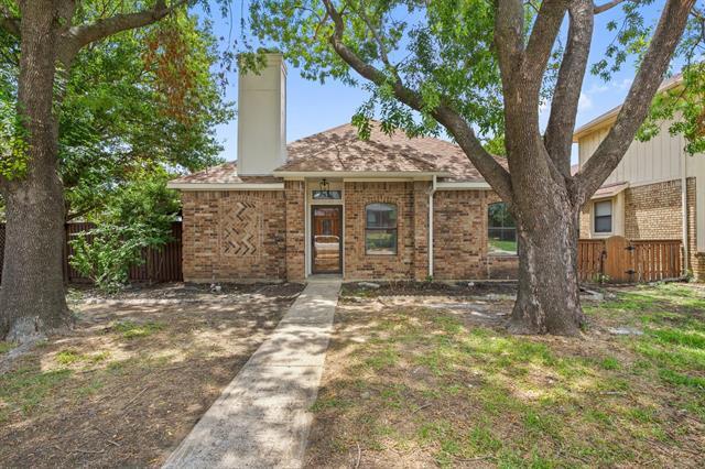 2148 Falcon Ridge Dr in Carrollton, TX - Building Photo - Building Photo