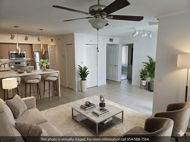 property at 207 Villa Cir