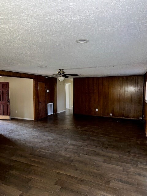 property at 12415 Pine Glen Ln