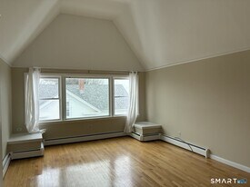 59 Montowese St in Branford, CT - Building Photo