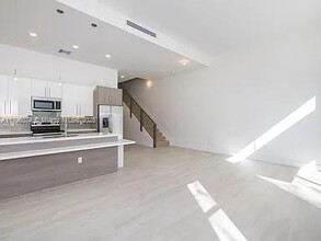 4500 NW 8th Pl in Plantation, FL - Building Photo - Building Photo