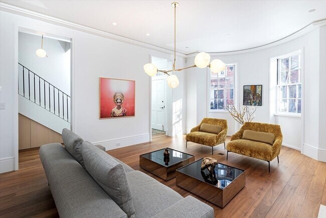 property at 21 Chestnut St