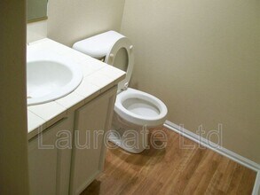 8521 S Upham Way in Littleton, CO - Building Photo - Building Photo