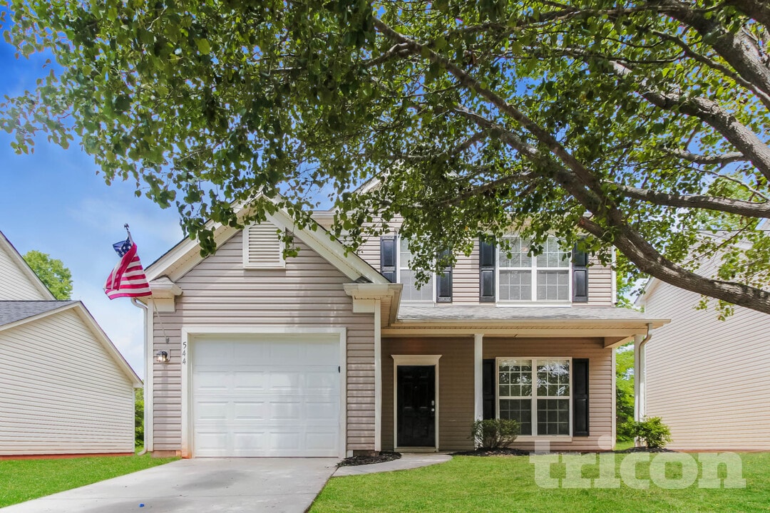 544 Stillgreen Ln in Charlotte, NC - Building Photo