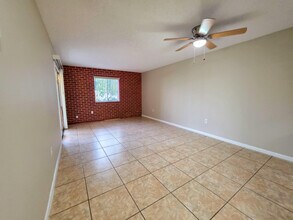 6080 Forest Hill Blvd in West Palm Beach, FL - Building Photo - Building Photo